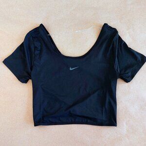 NWT Nike Scoop Neck Training Crop Top Black Women’s XS